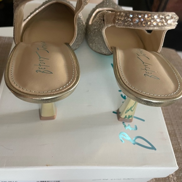 Betsey Johnson - Mya Pump slingback heels - Picture 3 of 6